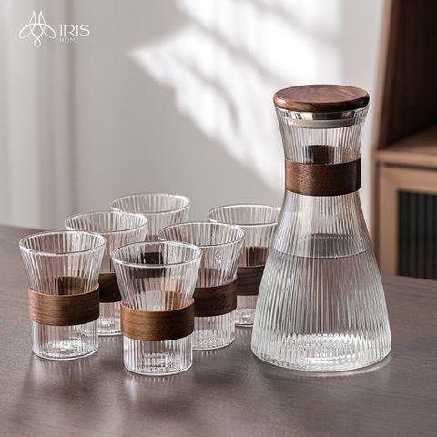 Bộ bình cốc thuỷ tinh viền sọc chi tiết gỗ