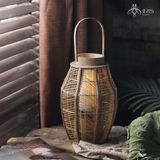 Đèn tre trụ dài uốn cong