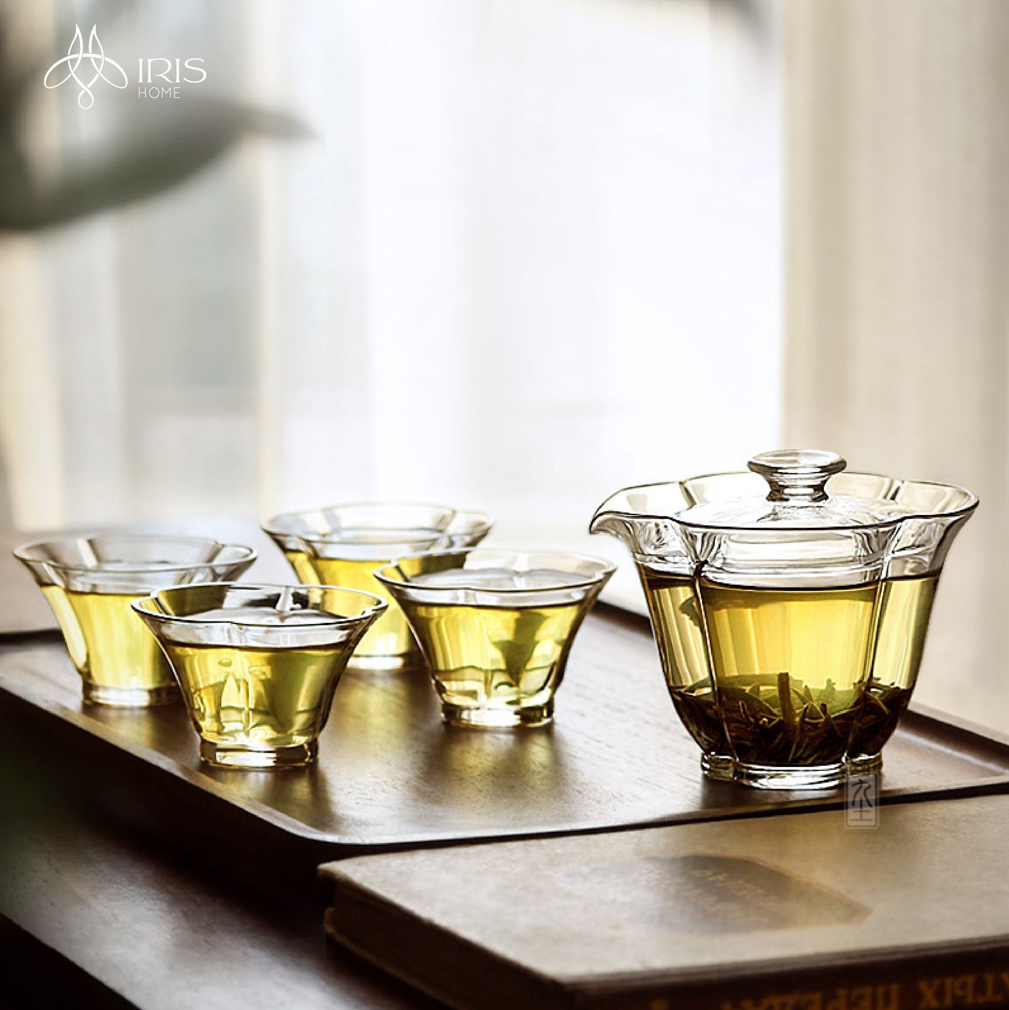 Chén trà tạo hình hoa 4 cánh 50ml – Iris Home