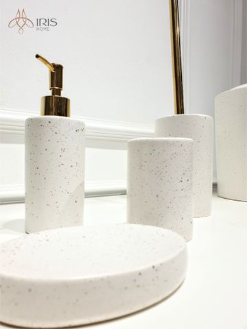 Set nhà vệ sinh màu trắng cát ( set A )