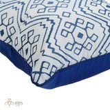 Gối vải tổng hợp hoạ tiết trang trí hình học