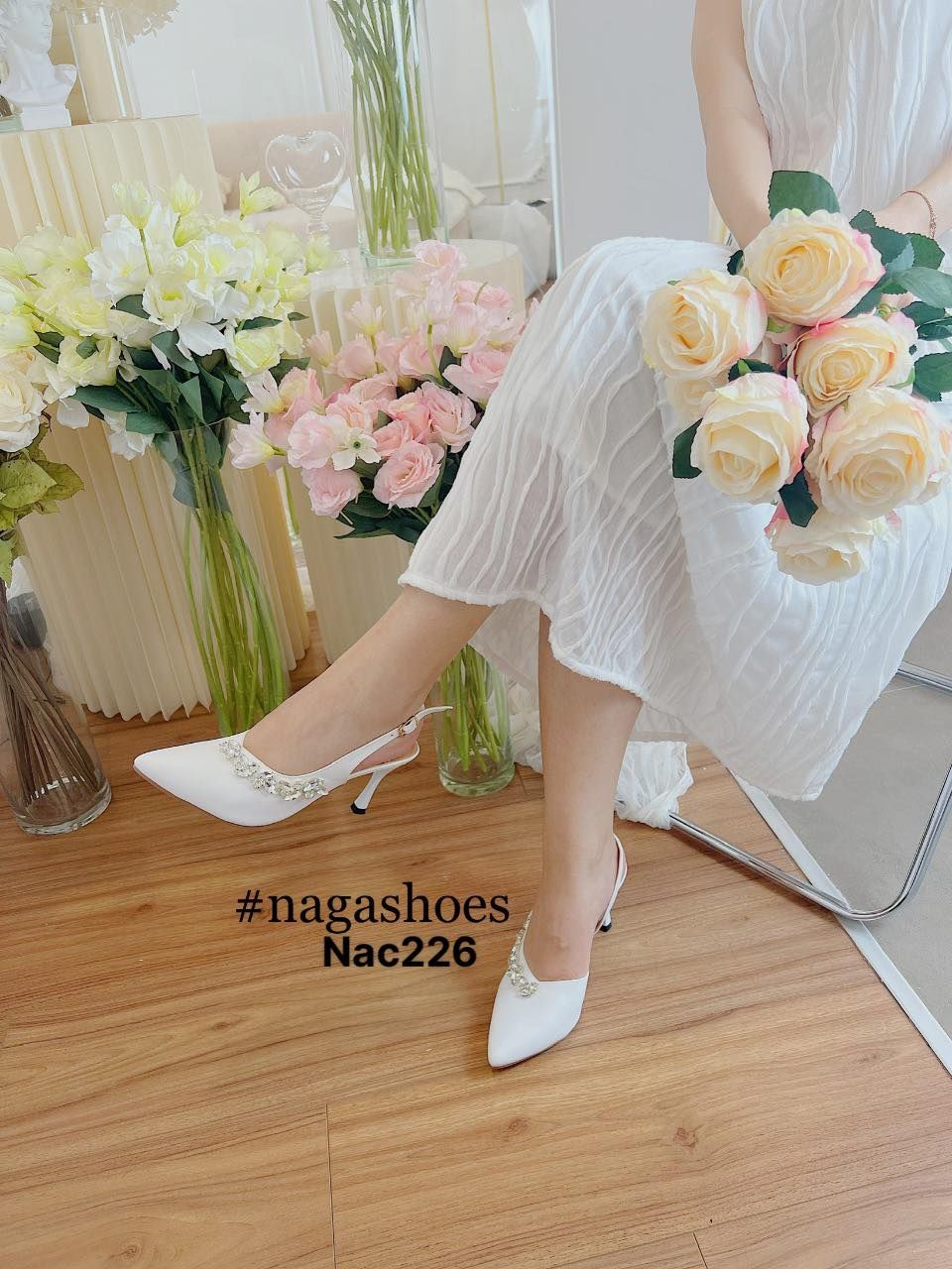  CAO GÓT NAGASHOES MŨI NHỌN ĐÍNH DÂY ĐÁ HỌA TIẾT 8P NAC226 