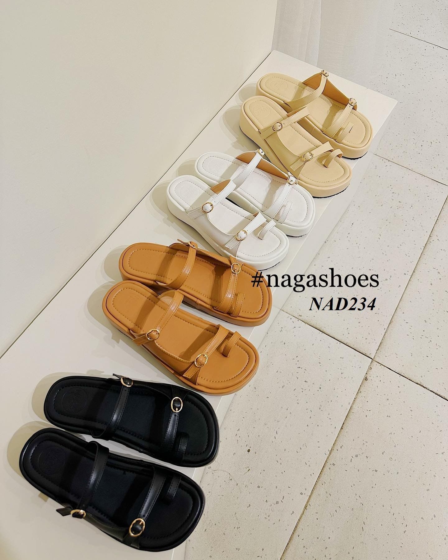  DÉP NAGASHOES ĐẾ BÁNH MÌ 2 QUAI NGANG PHỐI KHÓA NHỎ 4P NAD234 