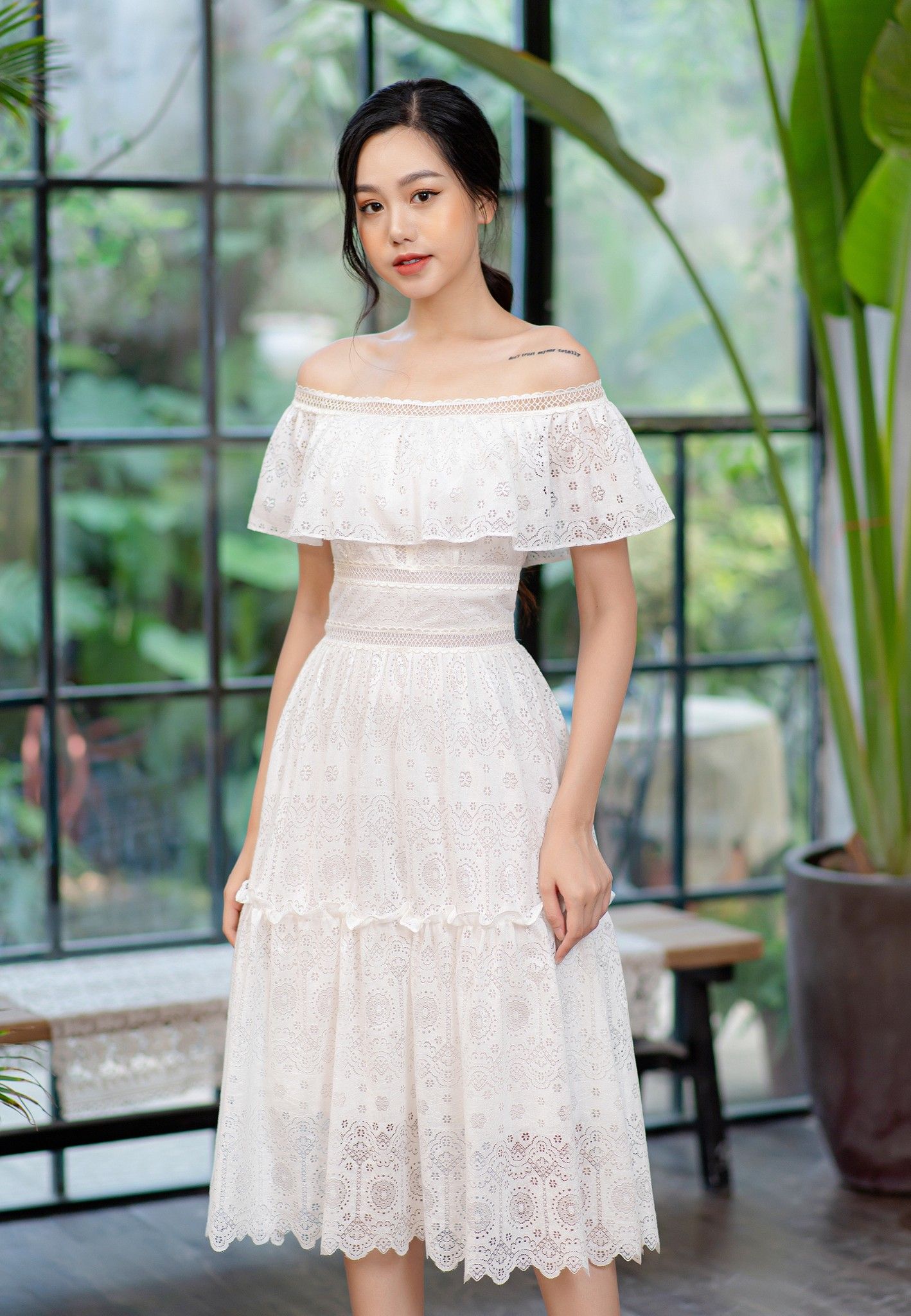 Lấy Sỉ đầm Trắng Trễ Vai Ren Thêu ANNSHOPVN #30 Lấy Sỉ đầm Trắng Trễ Vai Ren Thêu ANNSHOPVN