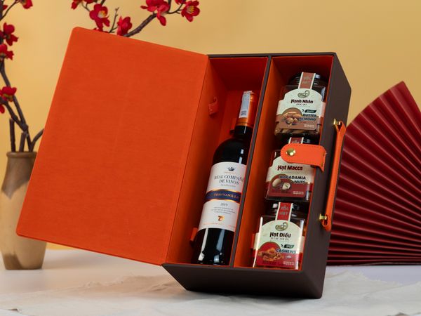 Set Quà Tặng Đắc Lộc 4 - Hộp quà Tết cao cấp sang trọng ý nghĩa 2025