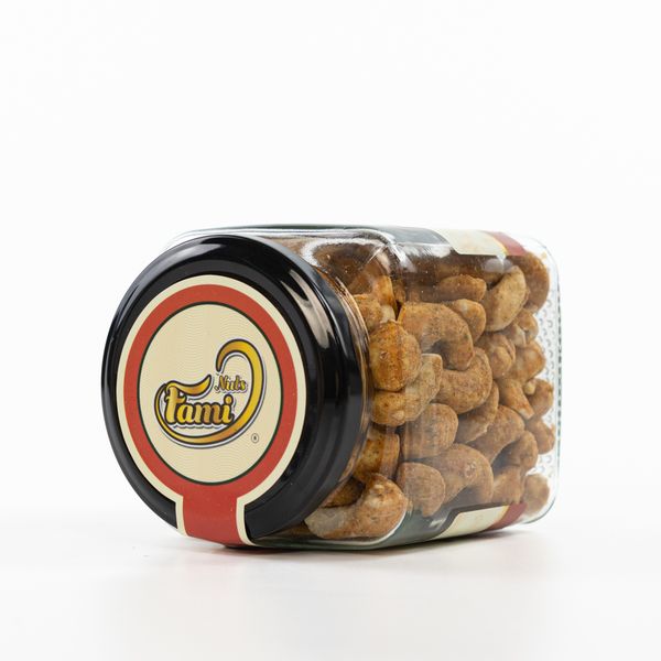 Hạt điều TomYum Faminuts hũ thủy tinh 180g