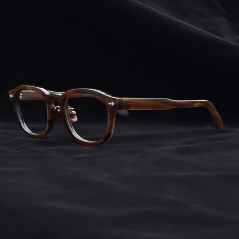 N003012D - kính sừng thủ công cao cấp