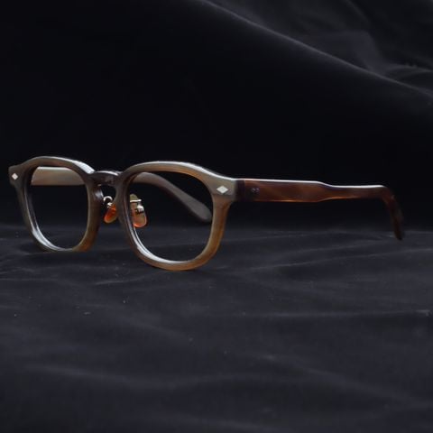 N003012D - kính sừng thủ công cao cấp