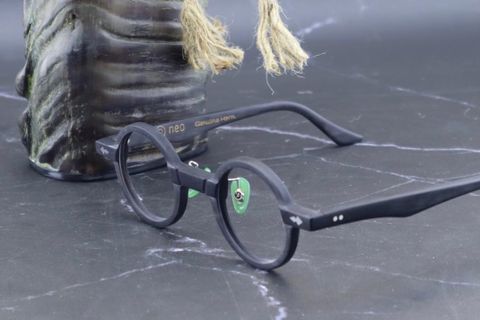 N003035A - Kính mát cao cấp