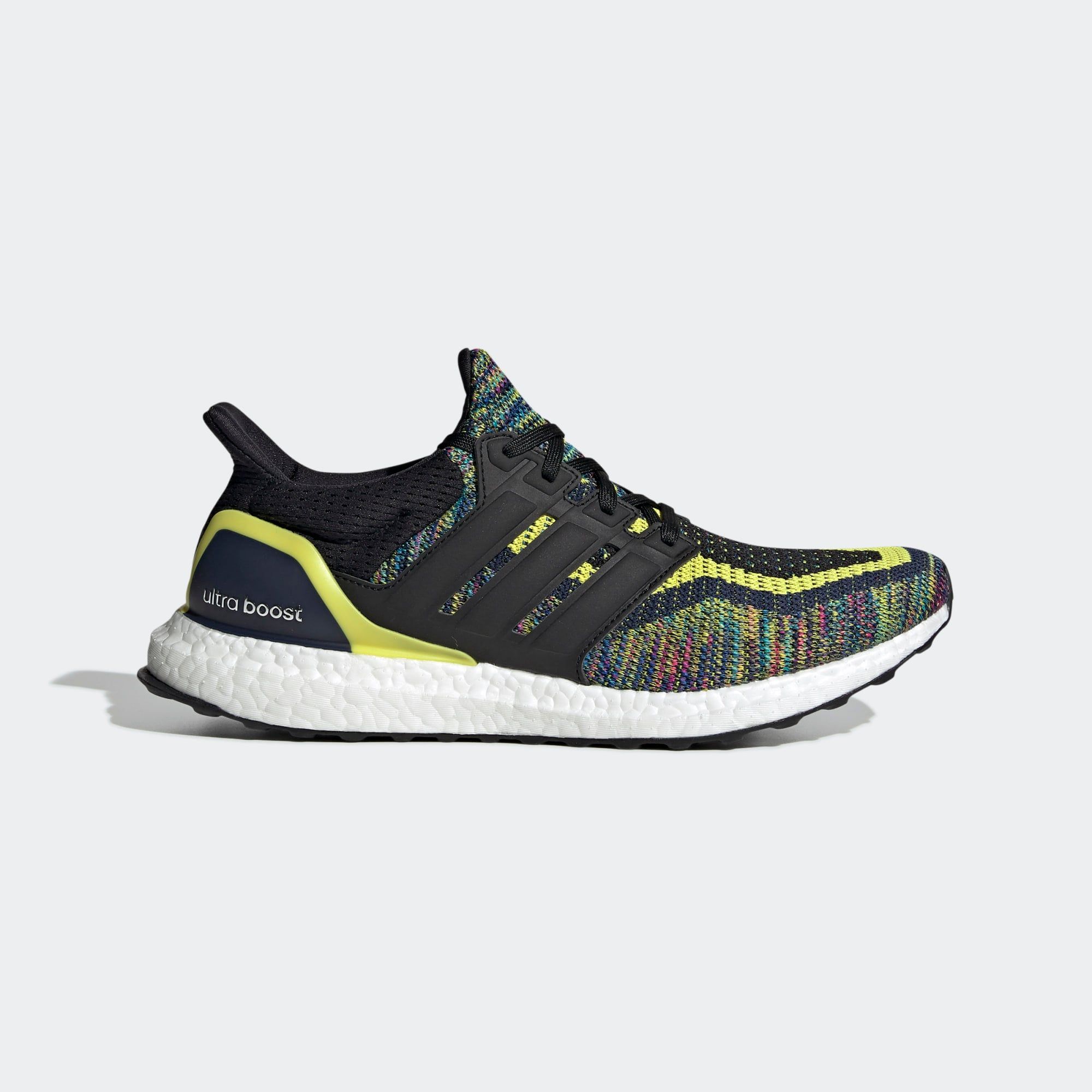 ultraboost multicolor static