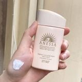  Sữa Chống Nắng Dịu Nhẹ Cho Da Nhạy Cảm ANESSA Hồng Nhạt Perfect UV Sunscreen Mild Milk For Sensitive Skin SPF50+ PA++++ - 60ml 