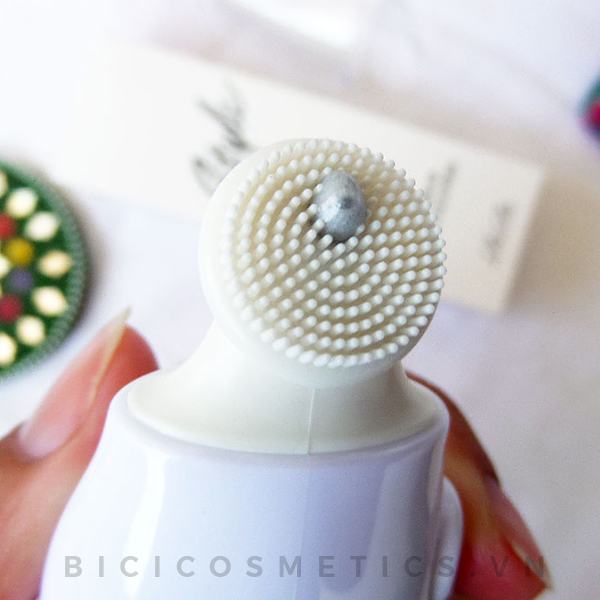Cọ tẩy mụn đa năng RIRE Style Blackhead Brush Cleanser