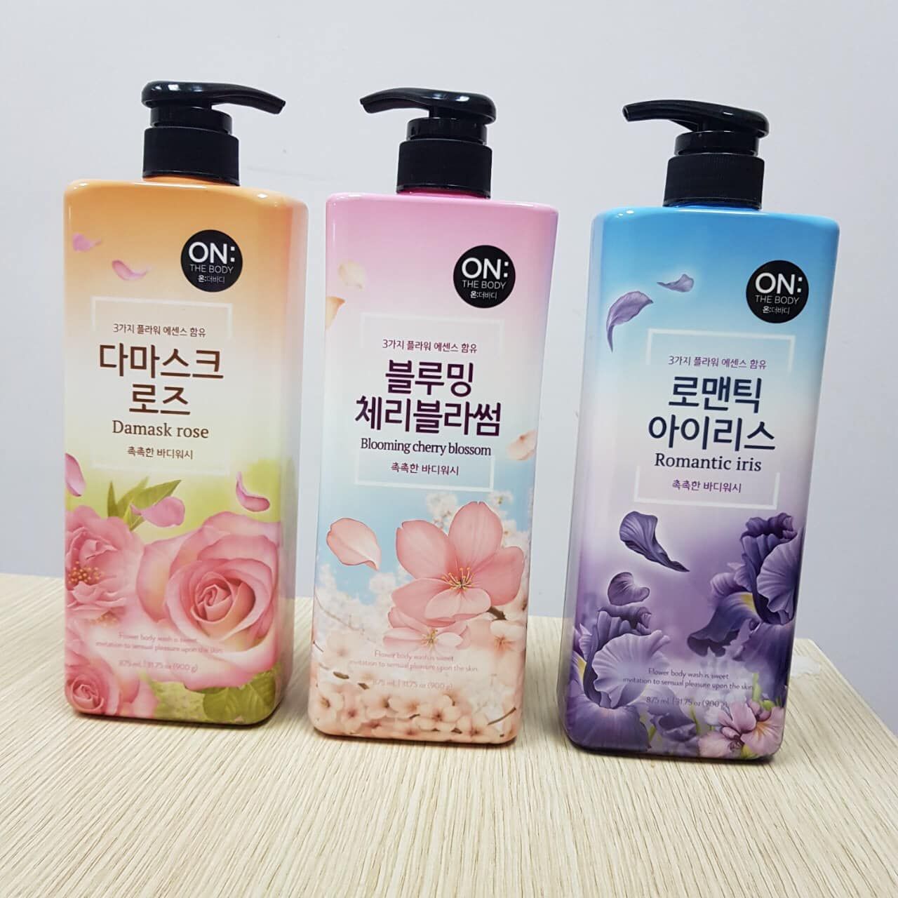  Sữa Tắm Nước Hoa On The Body Flower Damask Rose Body Wash Hàn Quốc 900g 