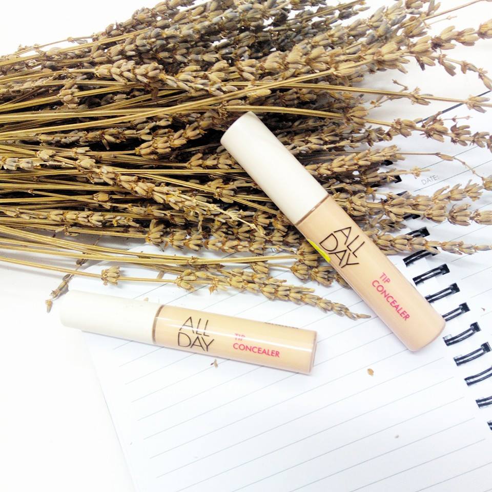Thử ngay Kem Che Khuyết Điểm All Day Tip Concealer #01 Light Beige