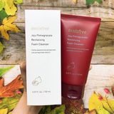  Sữa Rửa Mặt Dưỡng Trắng Da Innisfree Jeju Pomegranate Revitalizing (150ML) 