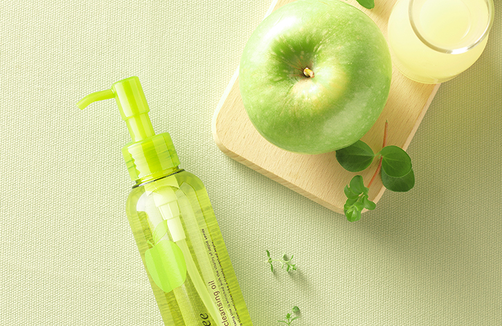 Innisfree Apple Seed Cleansing Oil chiết xuất chính từ táo xanh nên không chỉ có tác dụng làm sạch mà còn dưỡng ẩm, trắng sáng da 1
