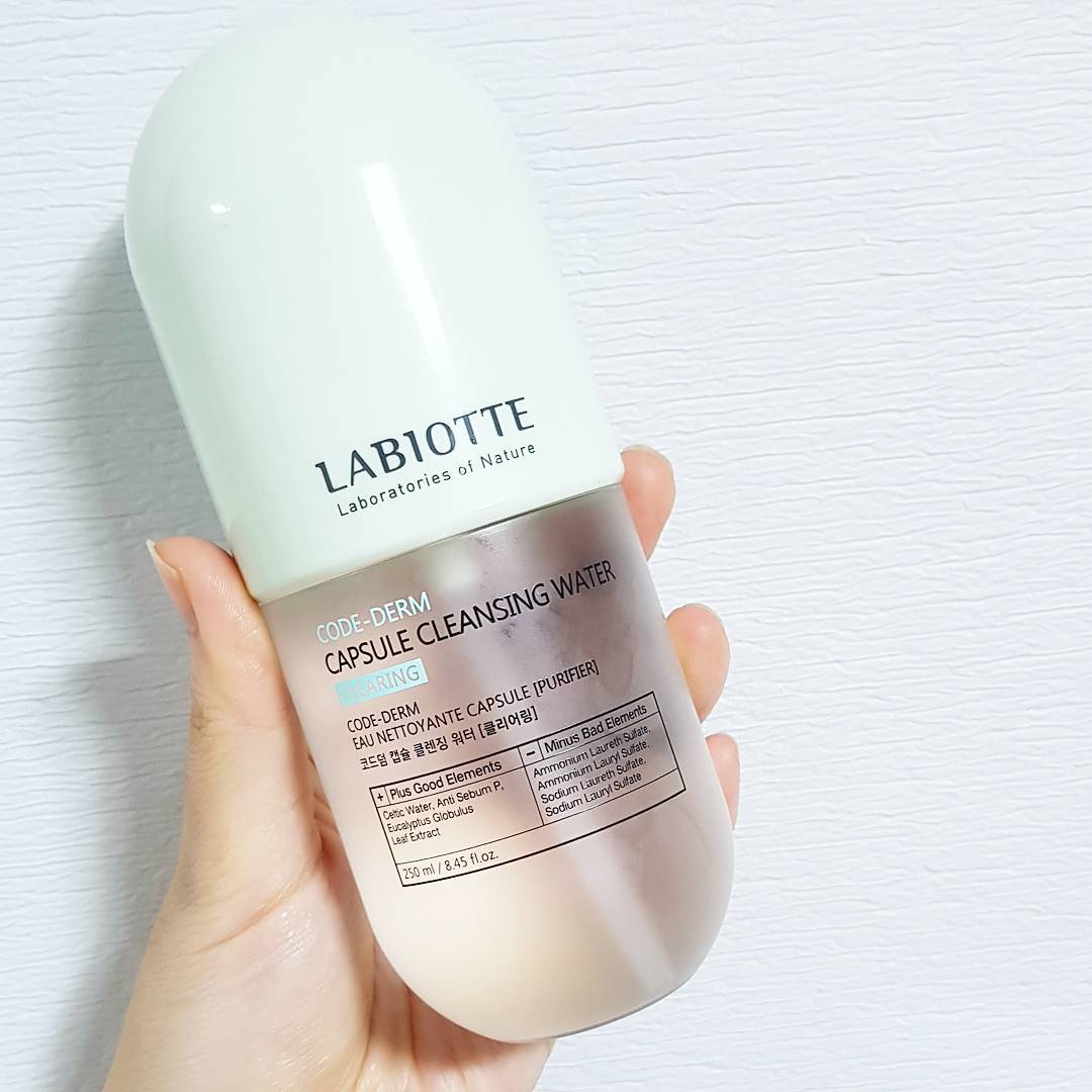 Nước tẩy trang Labiotte Core Derm Capsule Cleansing Water – Clearing (màu xanh lá)