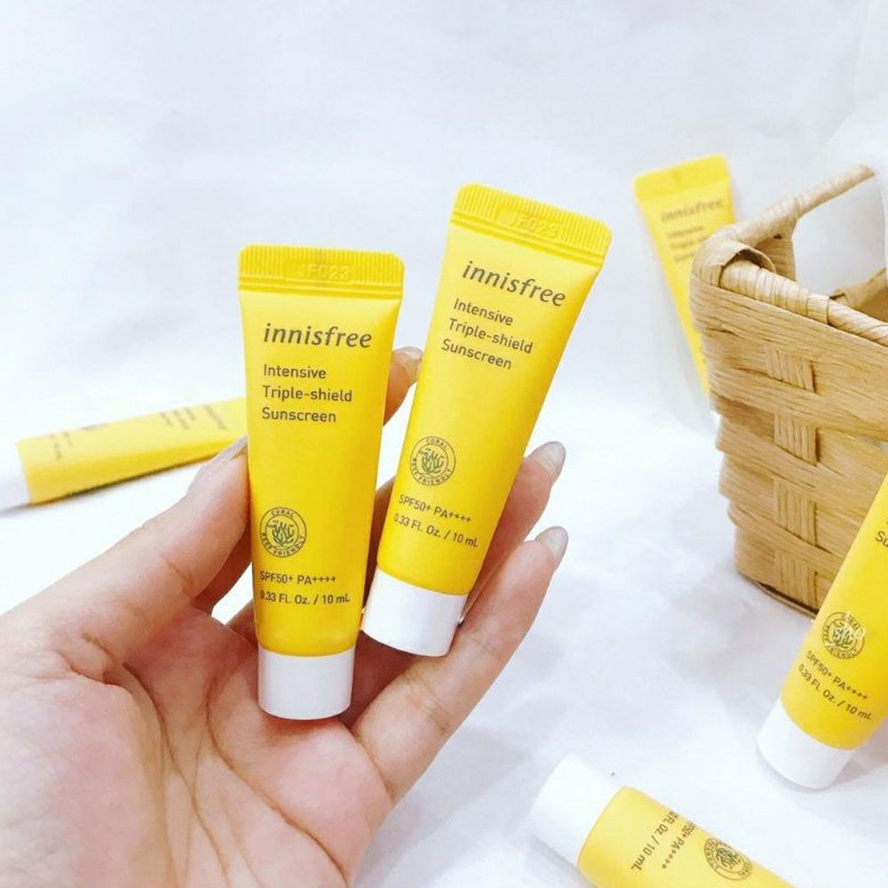  (Mẫu Mới) Kem chống nắng hàng ngày Innisfree Intensive Triple Shield Sunscreen SPF50+ PA++++ 