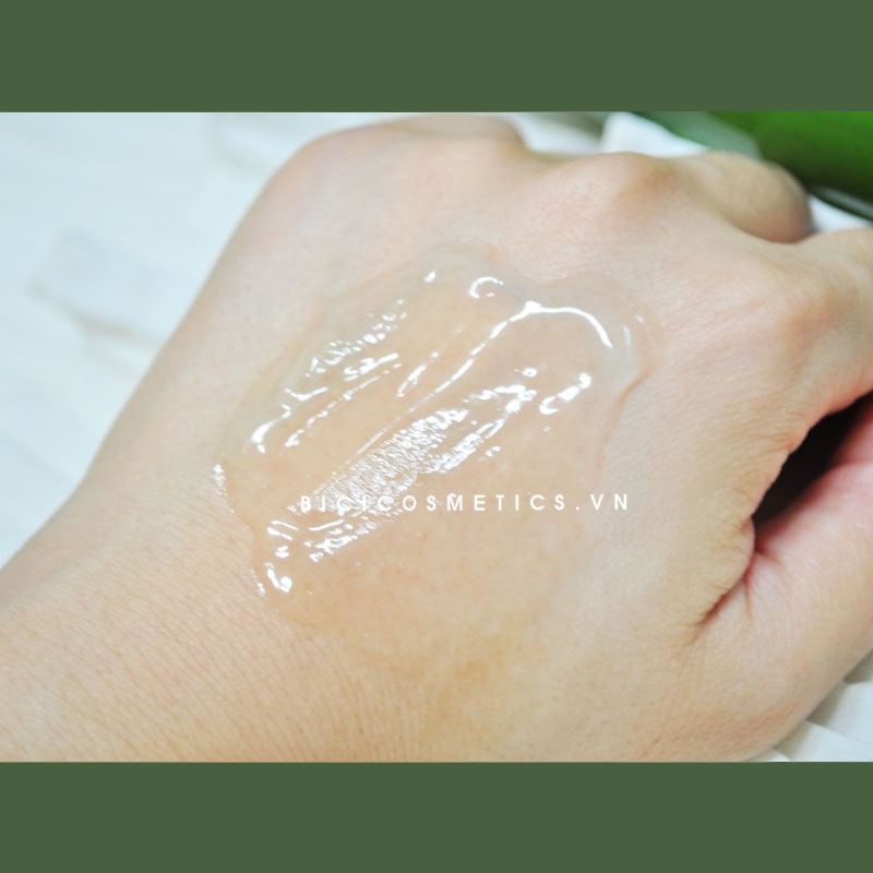 Chất gel mỏng nhẹ, thẩm thấu cực tốt, không nhờn rít 1