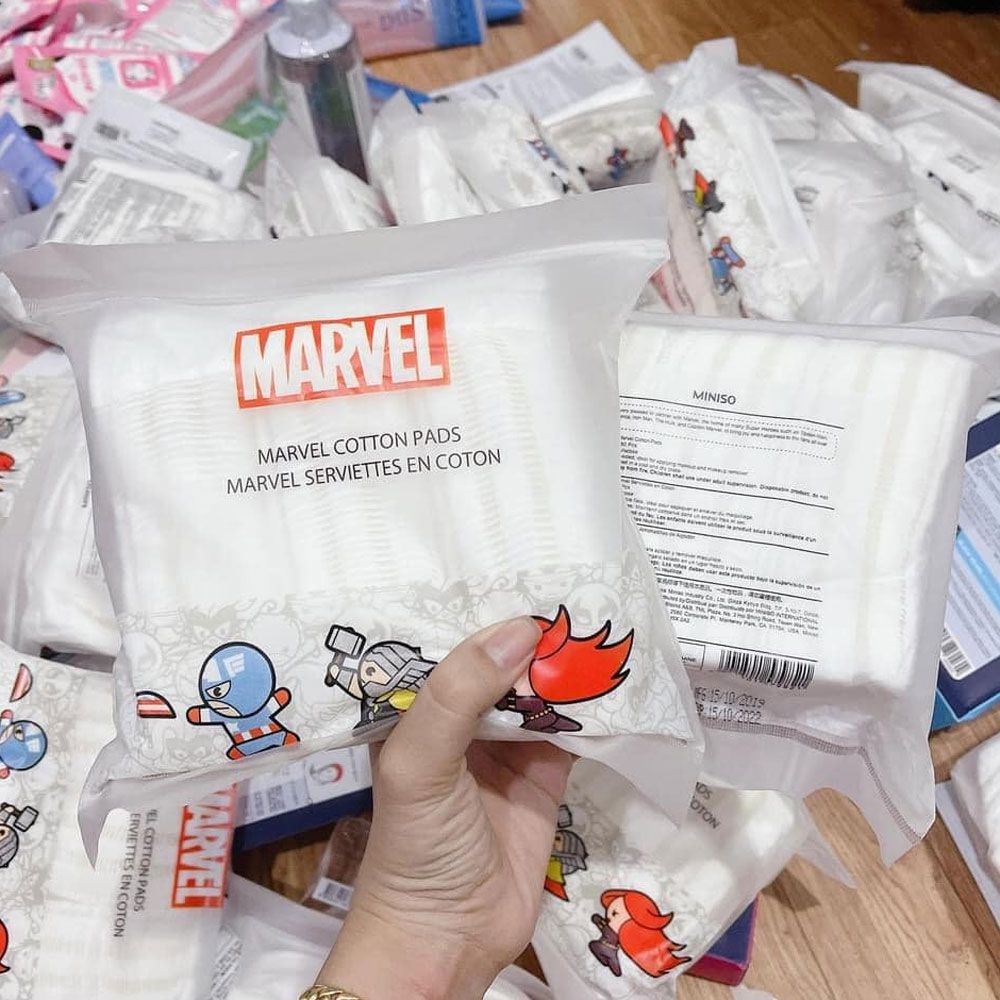  Bông tẩy trang MINISO phiên bản MARVEL 