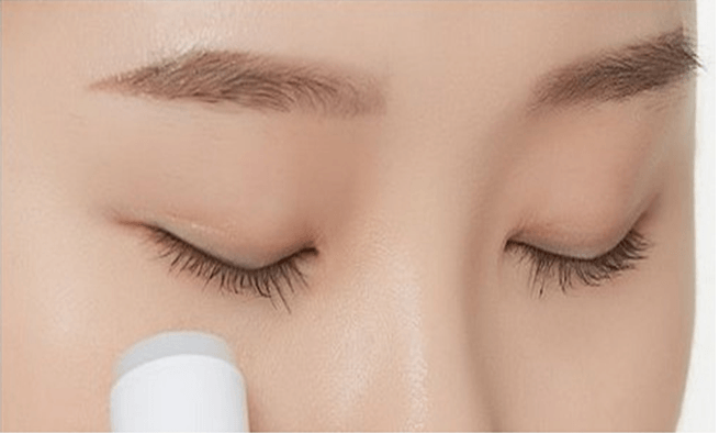 công dụng thỏi dưỡng mắt A'pieu Aqua Marine Mineral Eye Stick