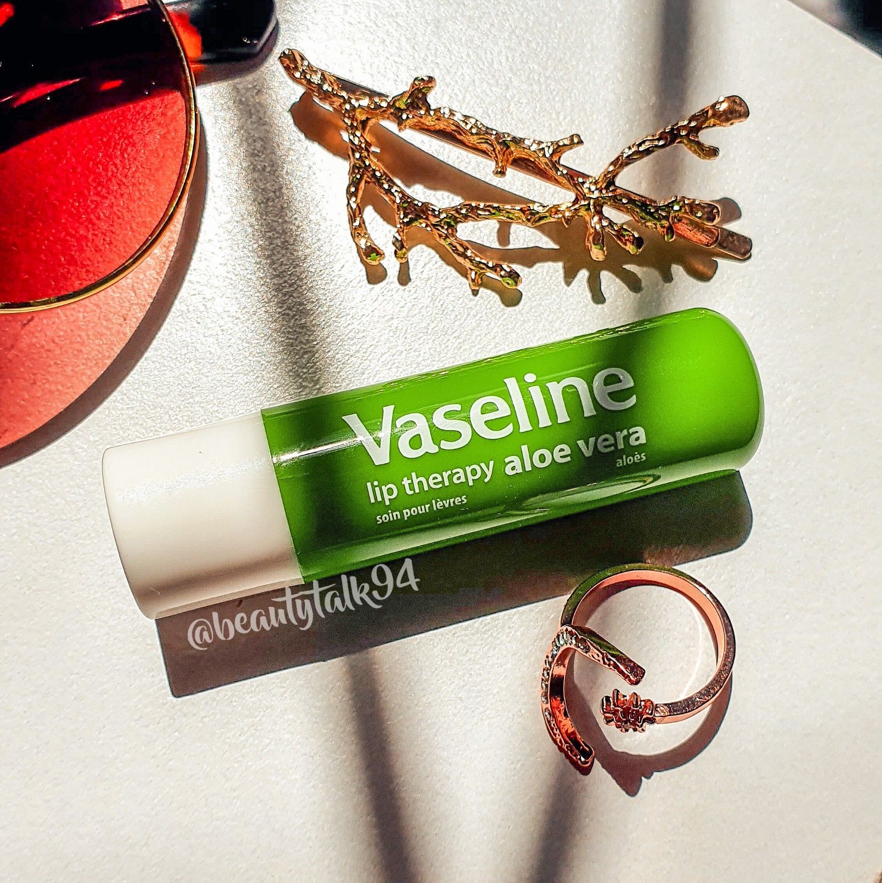  Son Dưỡng Dạng Thỏi VASELINE Lip Therapy Balm Sticks 