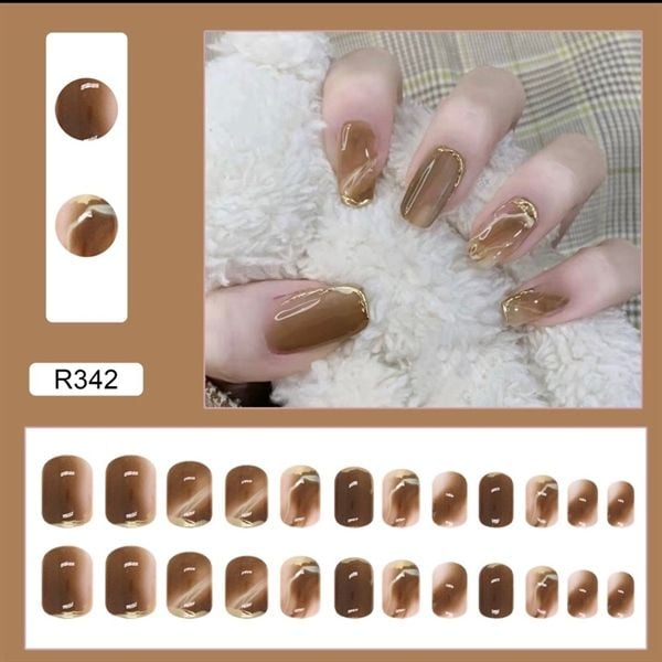 Set 24 Móng Tay Giả Nails Box Kèm Keo Dán Nội Đia Trung