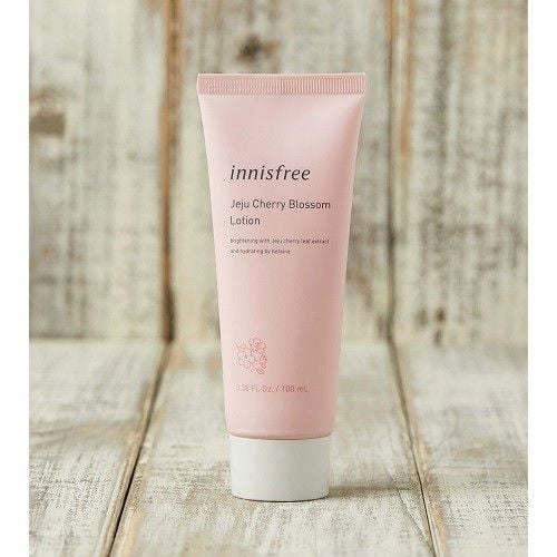  Sữa Dưỡng Làm Sáng Da và Dưỡng Ẩm Innisfree Jeju Cherry Blossom Lotion - Minisize 30ml 