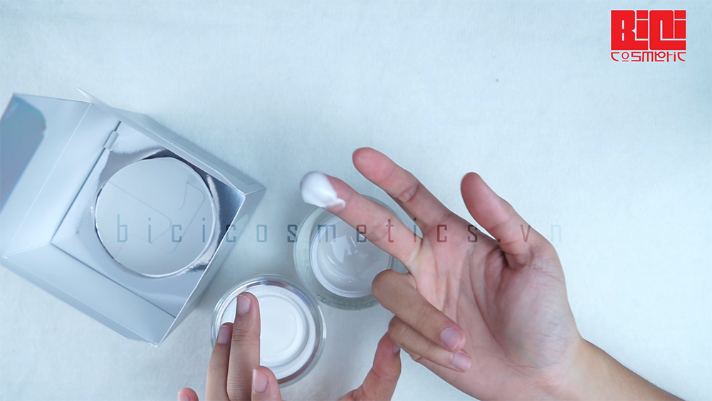 Chất kem lỏng và mịn, thẩm thấu 2 Chất kem lỏng và mịn, thẩm thấu 1
