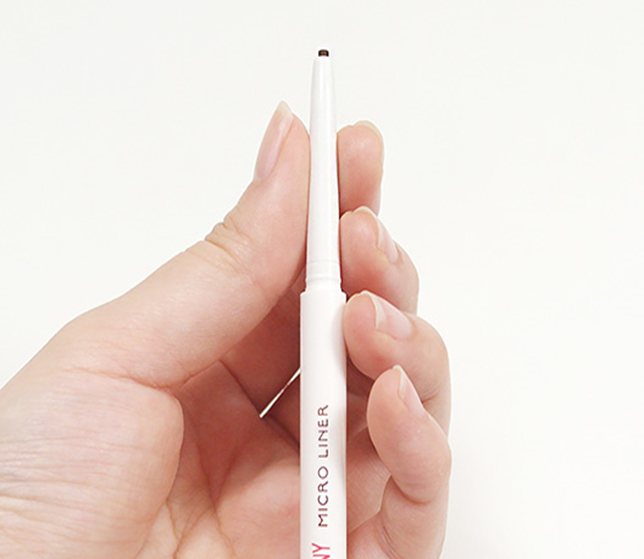 Chì Kẻ Mắt Chống Thấm Nước Innisfree Skinny Micro Liner