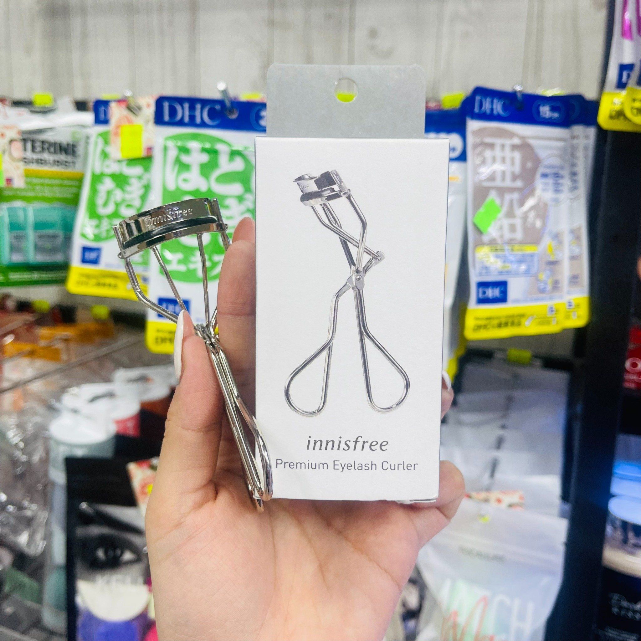 Bấm Mi Innisfree Premium Eyelash Curler Bicicosmetics