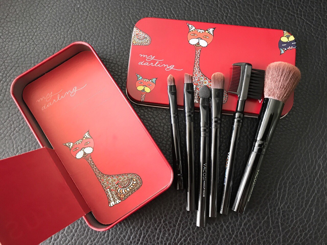 Bộ cọ Vacosi My Darling (6 cây) màu đỏ