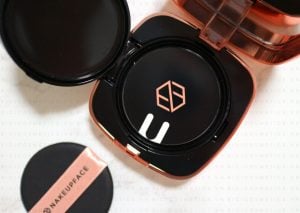 Phấn Nước Nakeup Face One Night Cushion là loại phấn nước đặc biệt dành cho da nhạy cảm có nhiều khuyết điểm xấu xí.