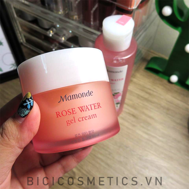 Kem Dưỡng Ẩm Mamonde Rose Water Gel Cream