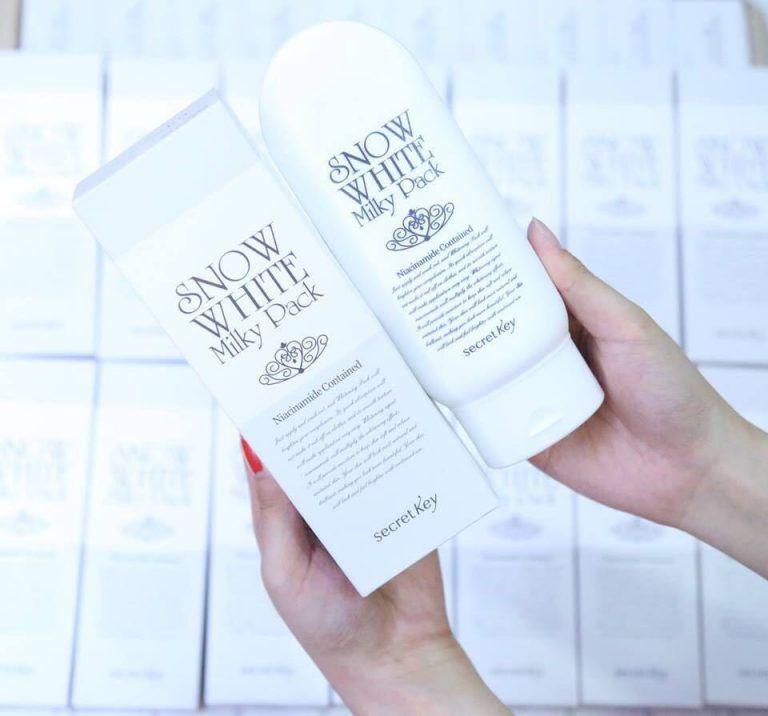  Kem tắm trắng da SECRET KEY Snow White Milky Pack 