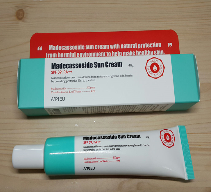 Thiết kế sản phẩm A’Pieu Madecassoside Sun Cream SPF39 PA++