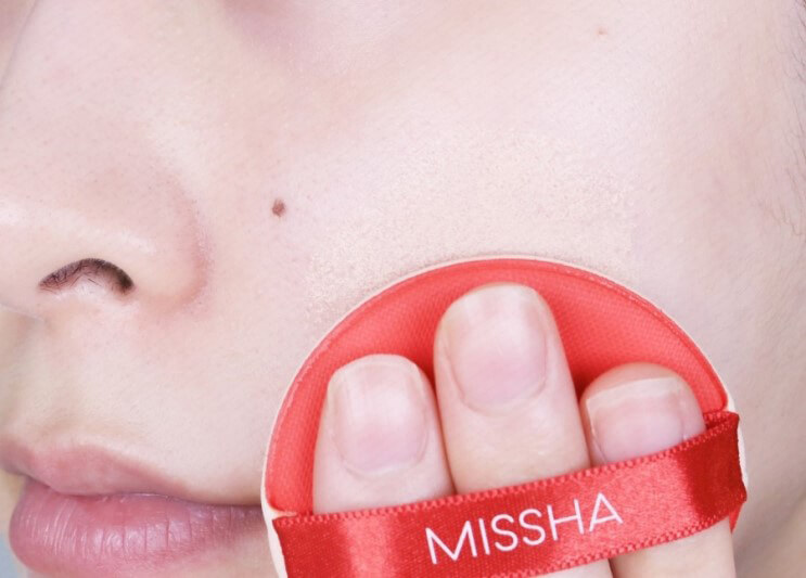 Missha Velvet Finish Cushion - Bici Cosmetics