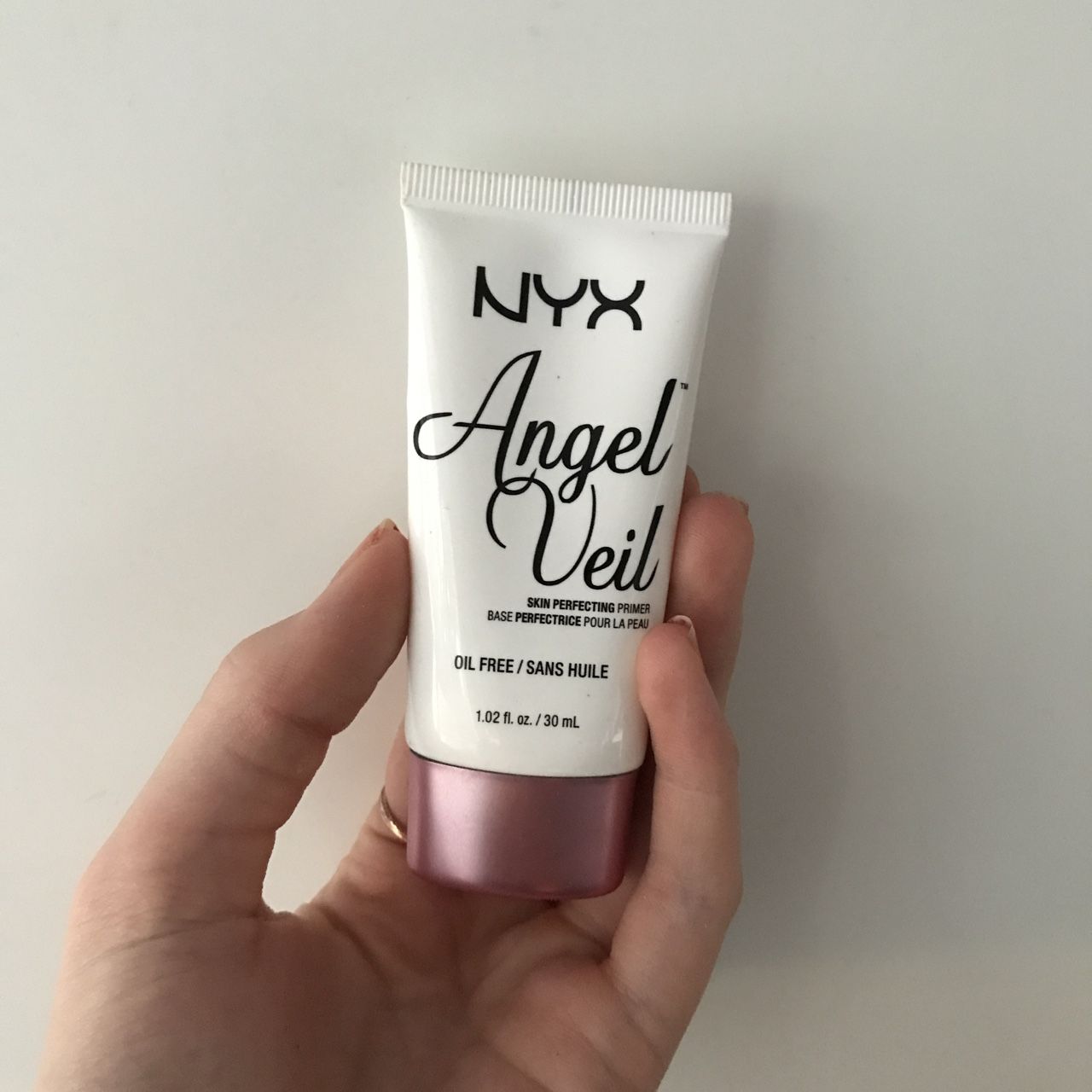  Kem Lót NYX Professional Makeup Angel Veil Skin Perfecting Primer 30ml 