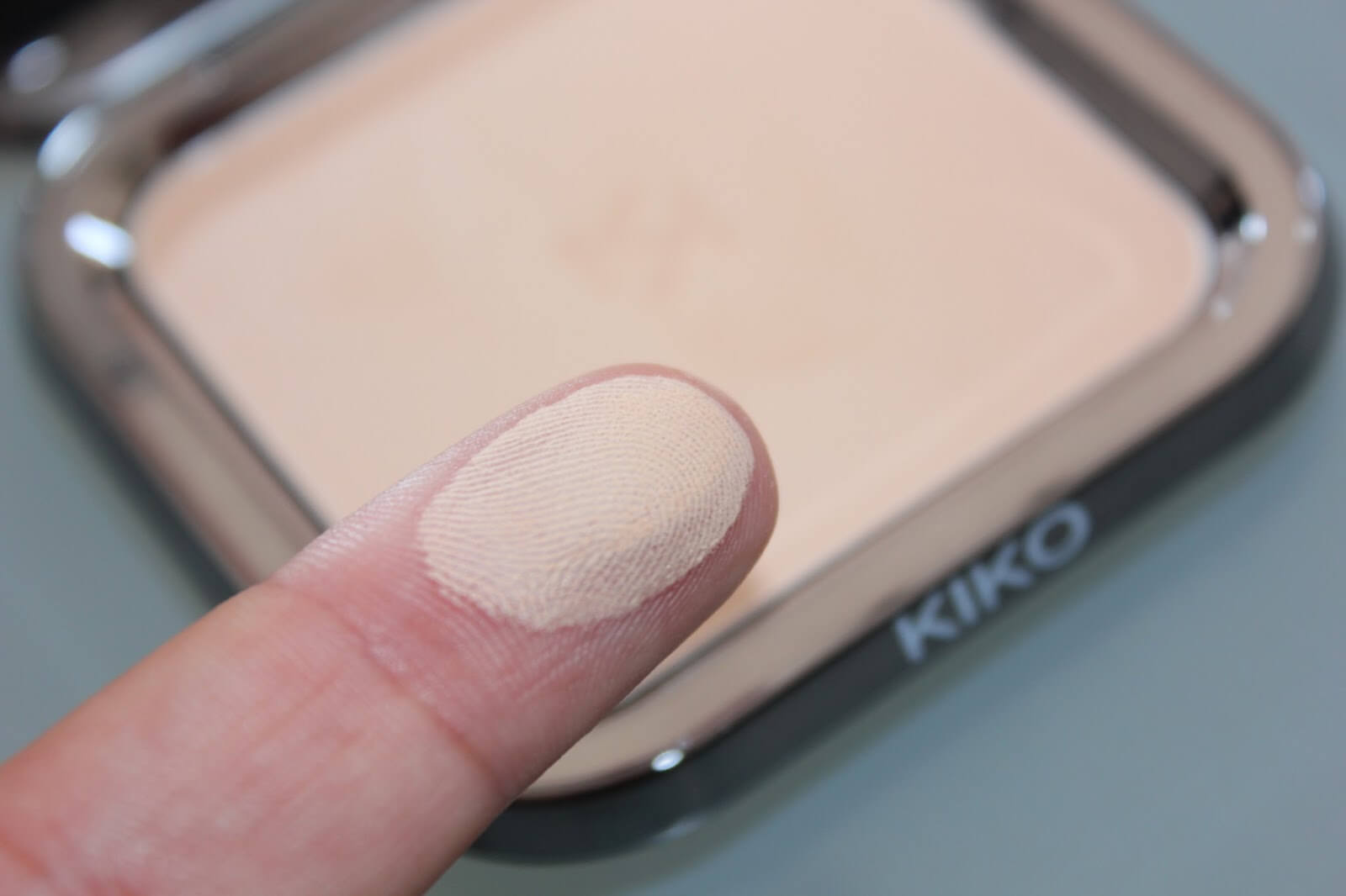 Phấn Phủ Matte Fusion Kiko- bicicosmetics.vn