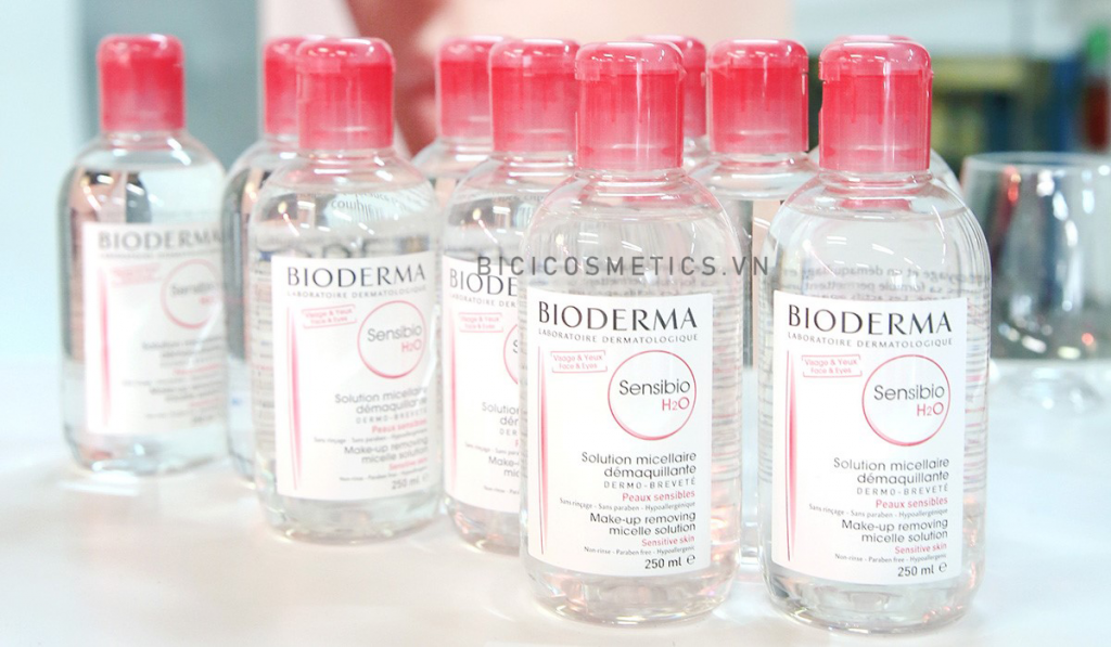 review tay trang Bioderma