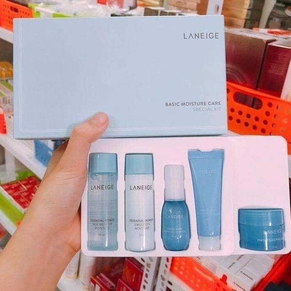  Bộ Dưỡng Ẩm Laneige Basic Moisture Care Special Kit (5 items) 