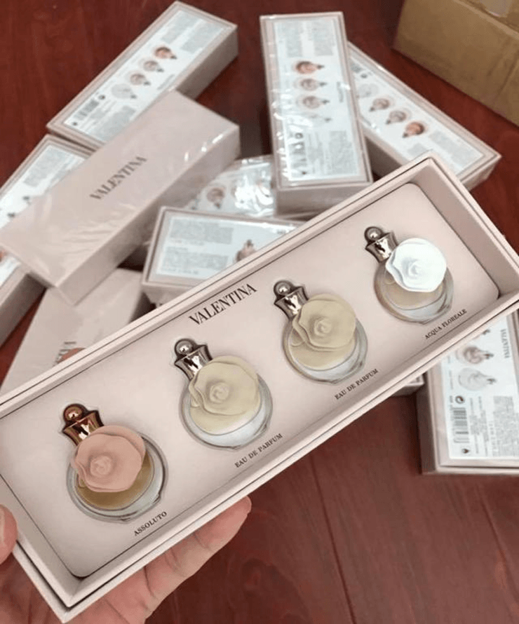 thiết kế Bộ 4 chai nước hoa valentina Mini 4ml