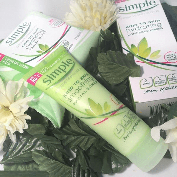 thành phần Tẩy da chết Simple Kind to Skin Smoothing Facial Scrub