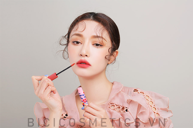 Son 3CE Maison Kitsune Velvet Lip Crayon