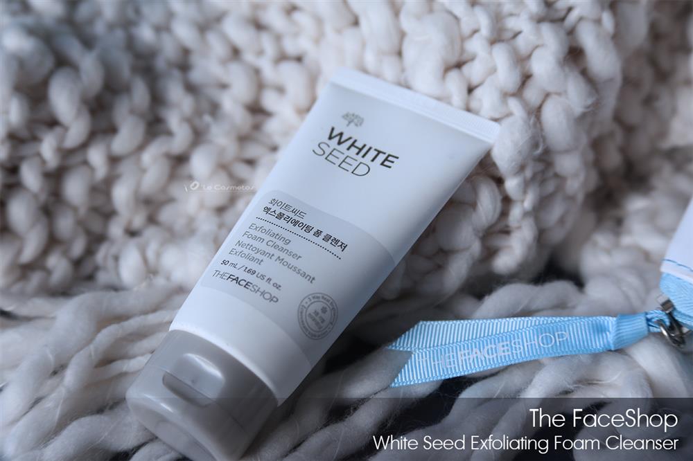 Sữa rửa mặt White Seed Exfoliating Cleansing Foam