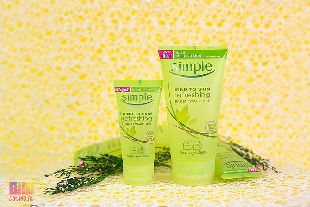 Sữa Rửa Mặt Simple Kind To Skin Refreshing Facial Wash Gel 1