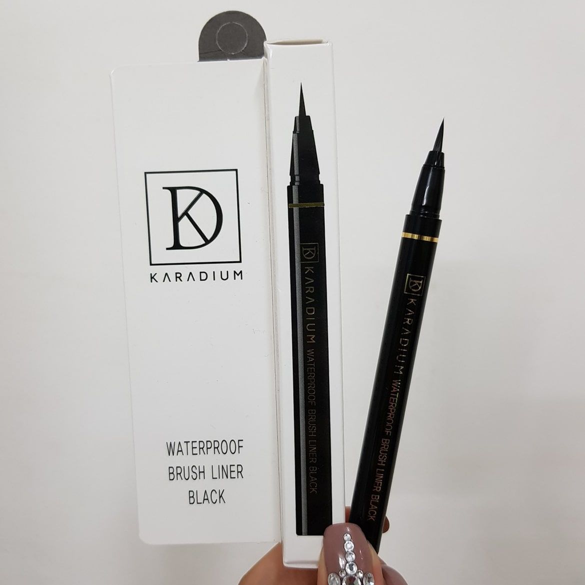  Bút Dạ Kẻ Mắt Karadium Waterproof Brush Liner Black 