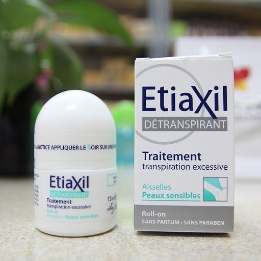  Lăn Khử Mùi Ngăn Tiết Mồ Hôi ETIAXIL Detranspirant Cho Da Thường/Nhạy Cảm 