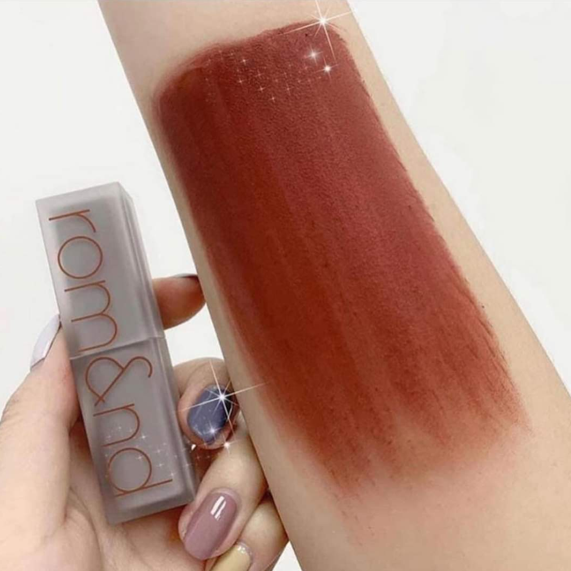  Son Thỏi Romand New Zero Matte Lipstick (màu 02) 