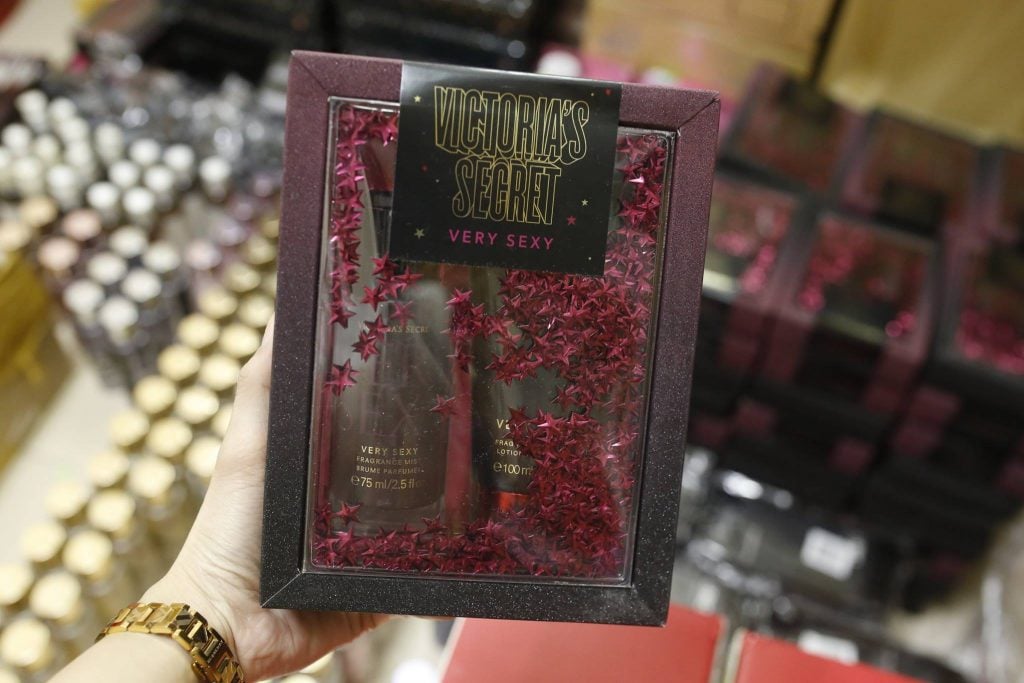 Victoria’s Secret Very Sexy Mist & Lotion Gift Set 3- Bici Cosmetics